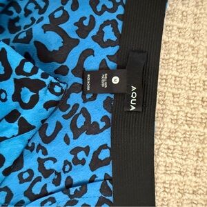 aqua satin skirt size M